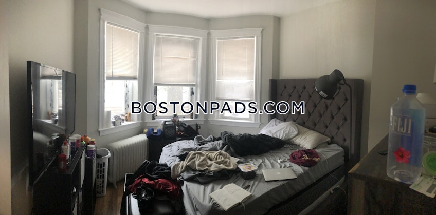 Boston - $6,200 /month