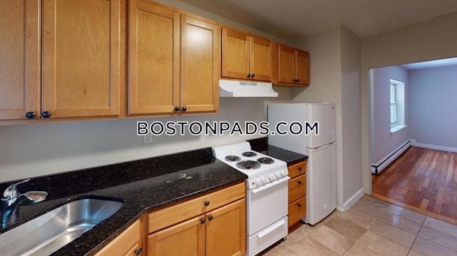 Boston - $2,340 /mo