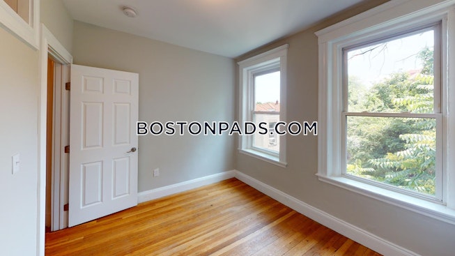 Boston - $1,830 /mo