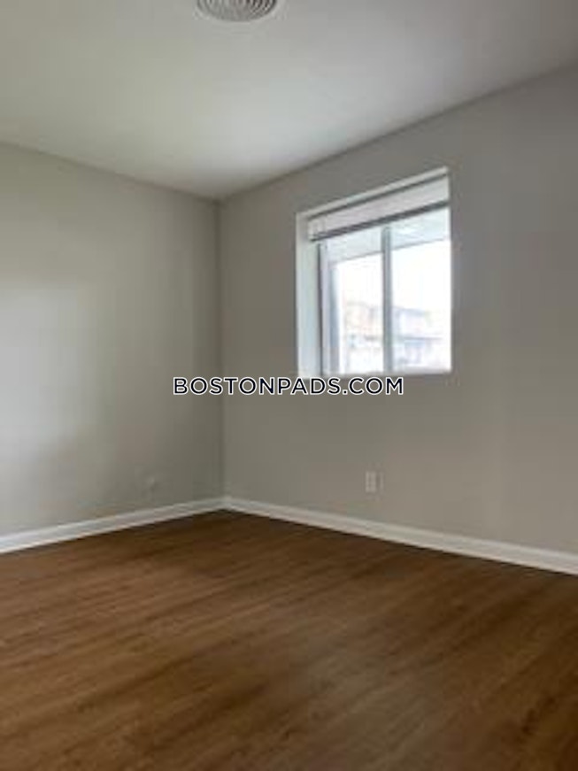 Boston - $1,500 /mo