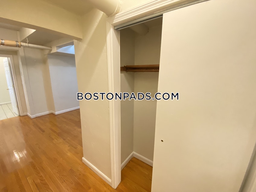 Boston - $2,950 /month