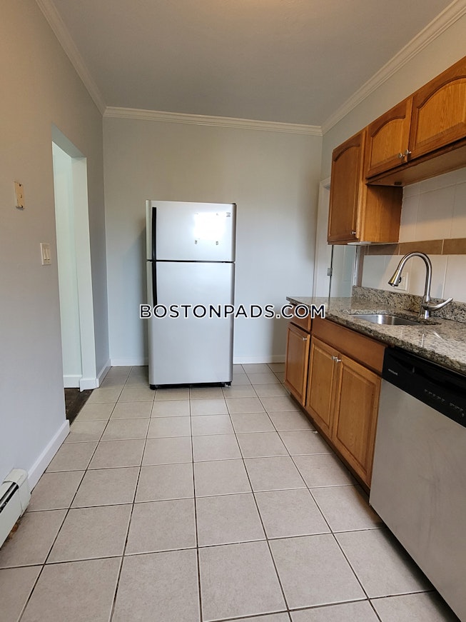 Boston - $3,800 /mo