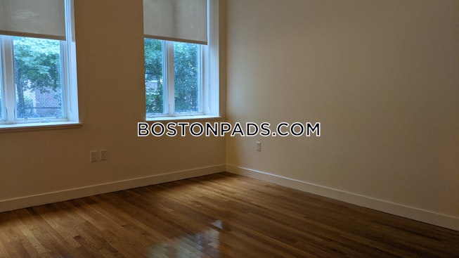 Boston - $2,300 /mo