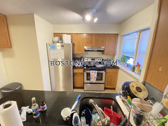 Boston - $4,500 /mo