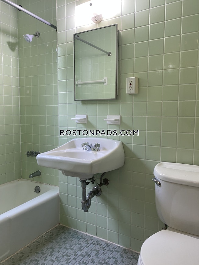 Boston - $1,650 /mo