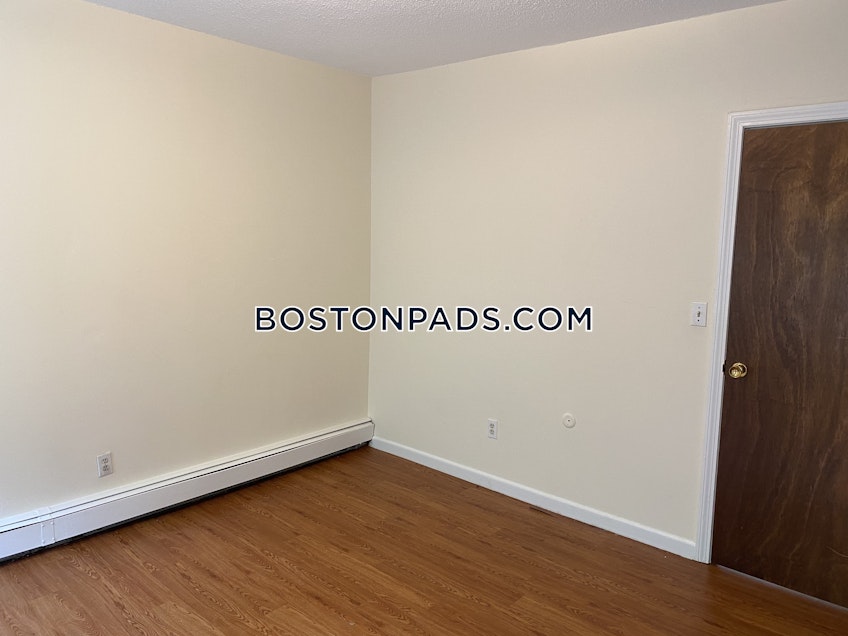 Boston - $2,200 /month