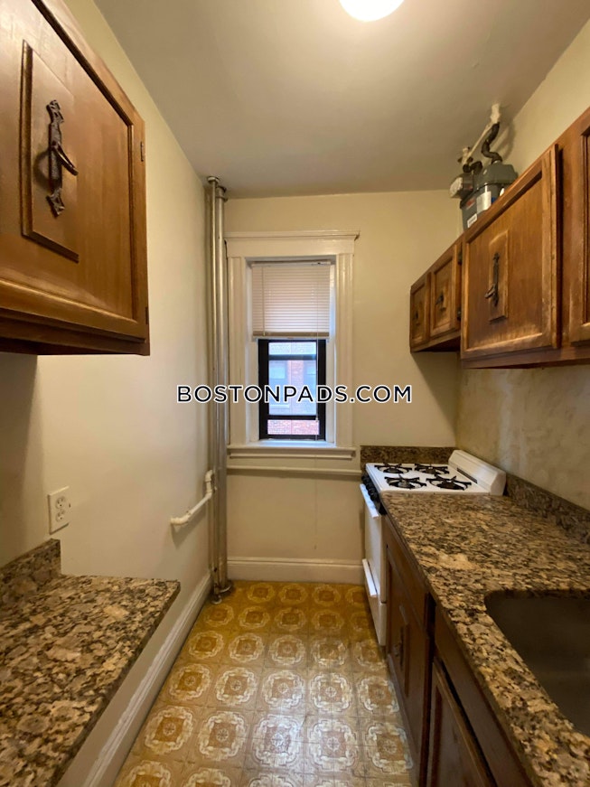 Malden - $1,525 /mo