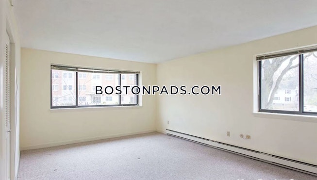 Brookline - $3,000 /mo