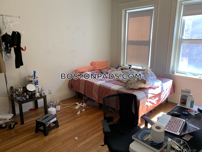 Boston - $1,995 /month