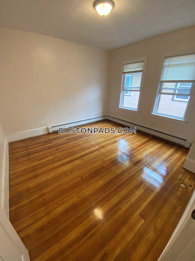 Malden - $2,500 /mo