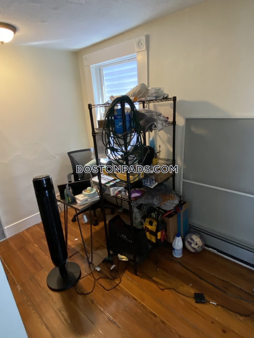 Boston - $3,000 /month