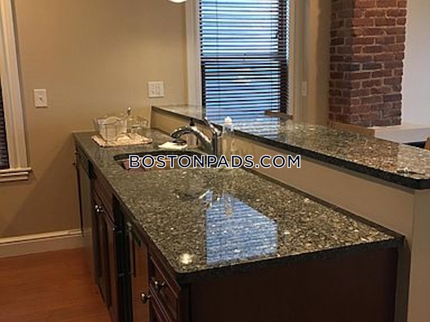 Boston - $3,700 /month