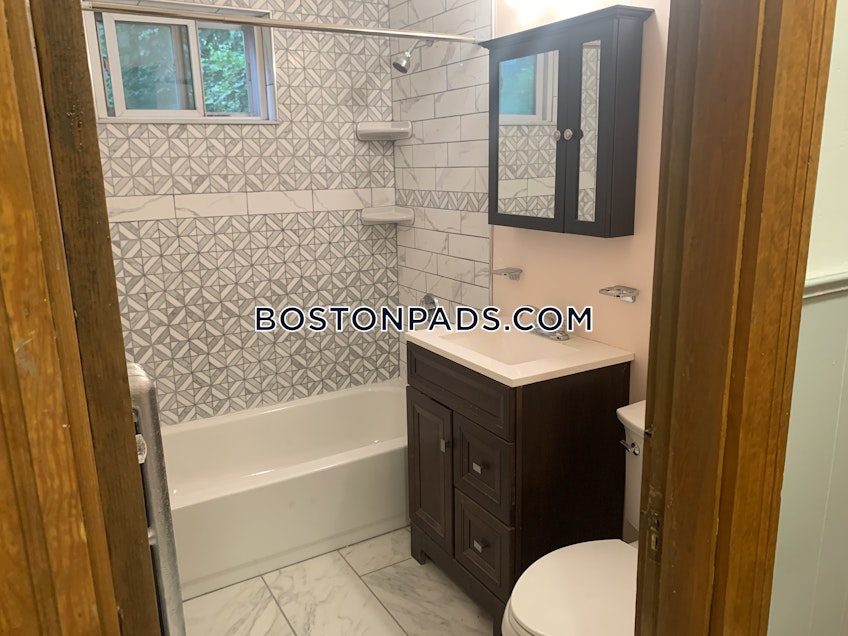 Boston - $3,200 /month