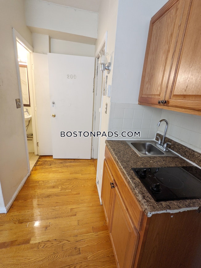 Roxbury Crossing - $1,650 /mo