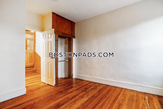 Boston - $3,500 /mo