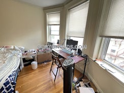 Boston, $2,300/mo