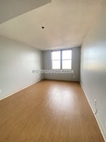 Boston - $2,783 /month