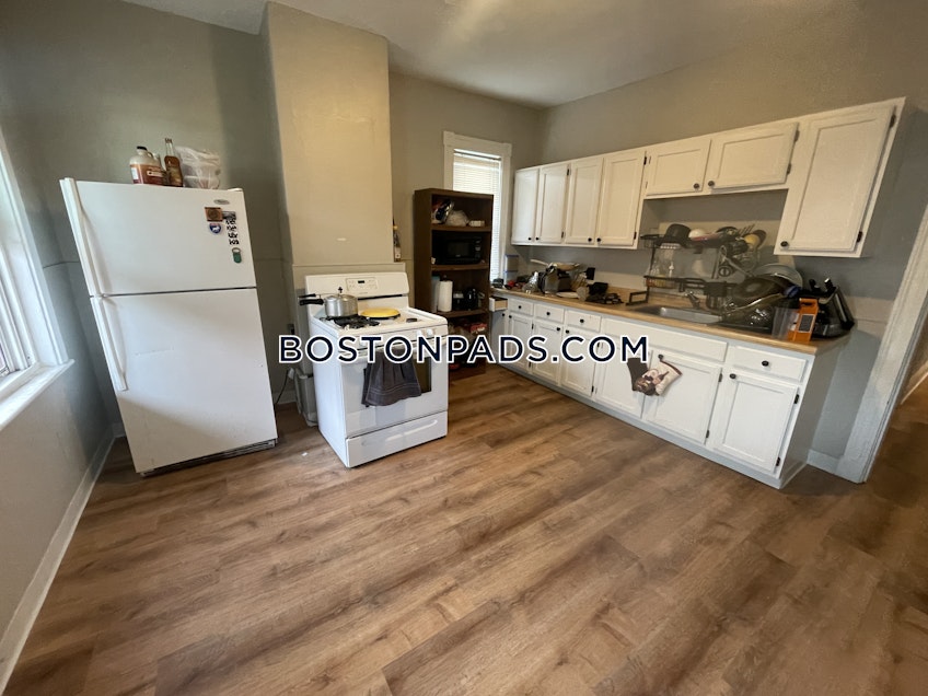 Boston - $3,300 /month