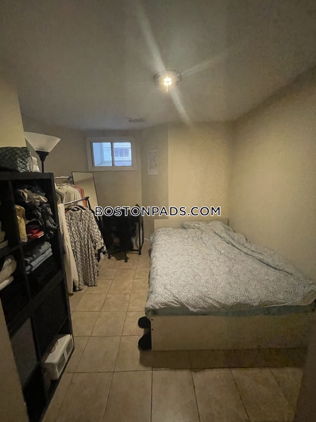 Boston - $2,000 /mo