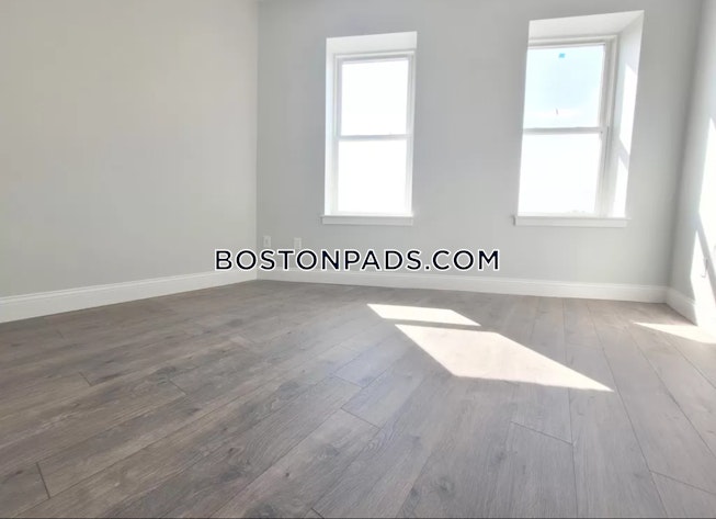 Boston - $3,770 /mo