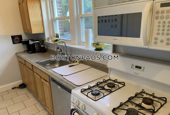 Boston - $5,000 /mo