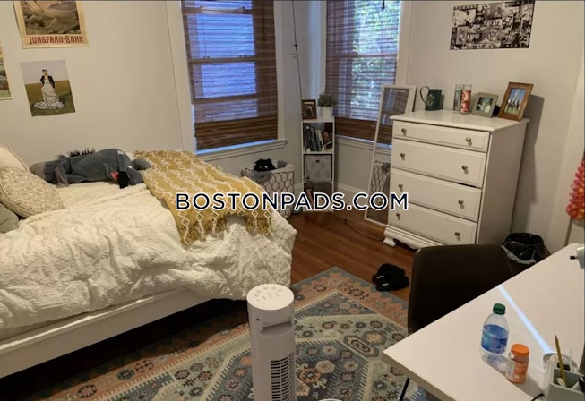 Boston - $4,000 /mo