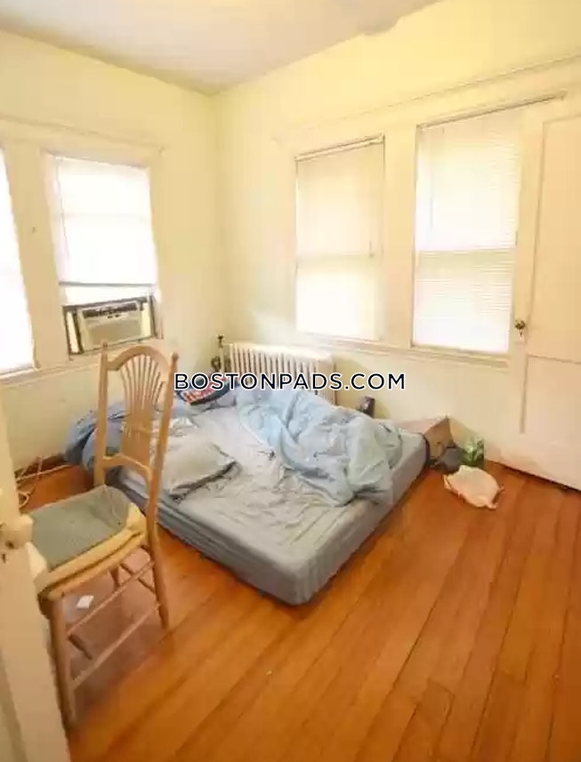 Brookline - $4,600 /mo