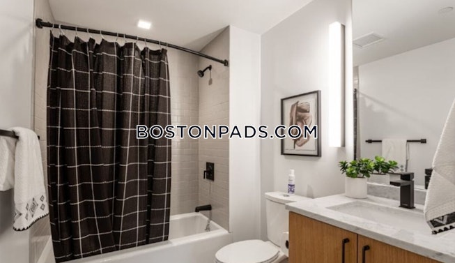 Boston - $4,500 /mo