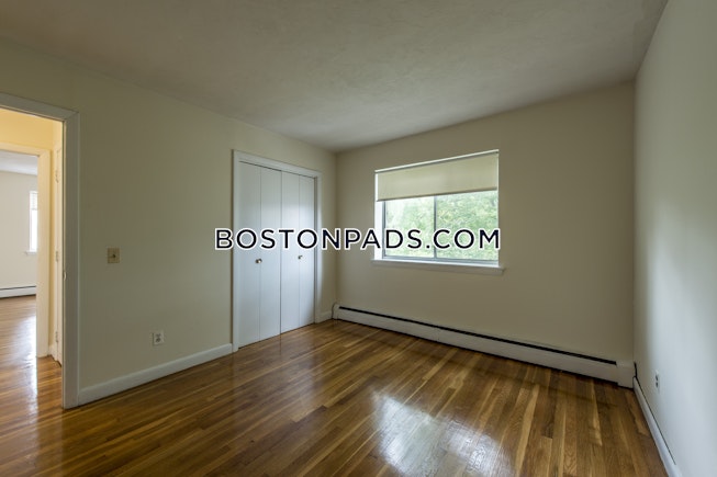 Boston - $2,800 /mo