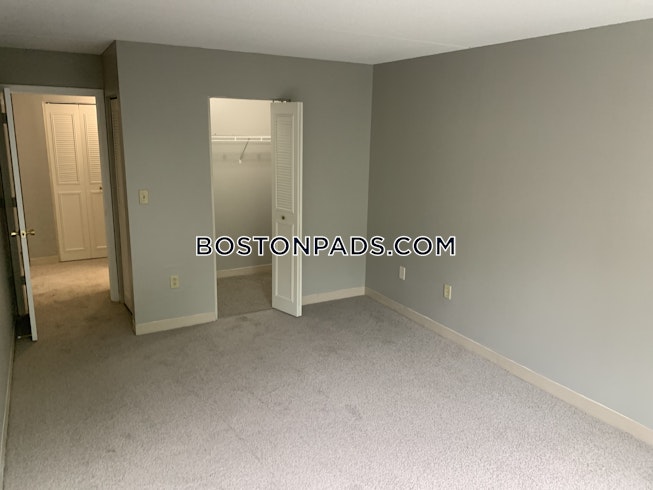 Boston - $2,520 /mo