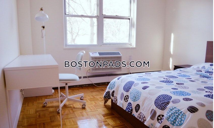 Brookline - $4,900 /month