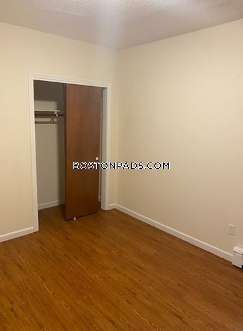 Boston - $2,200 /month