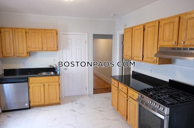 Boston - $4,000 /mo