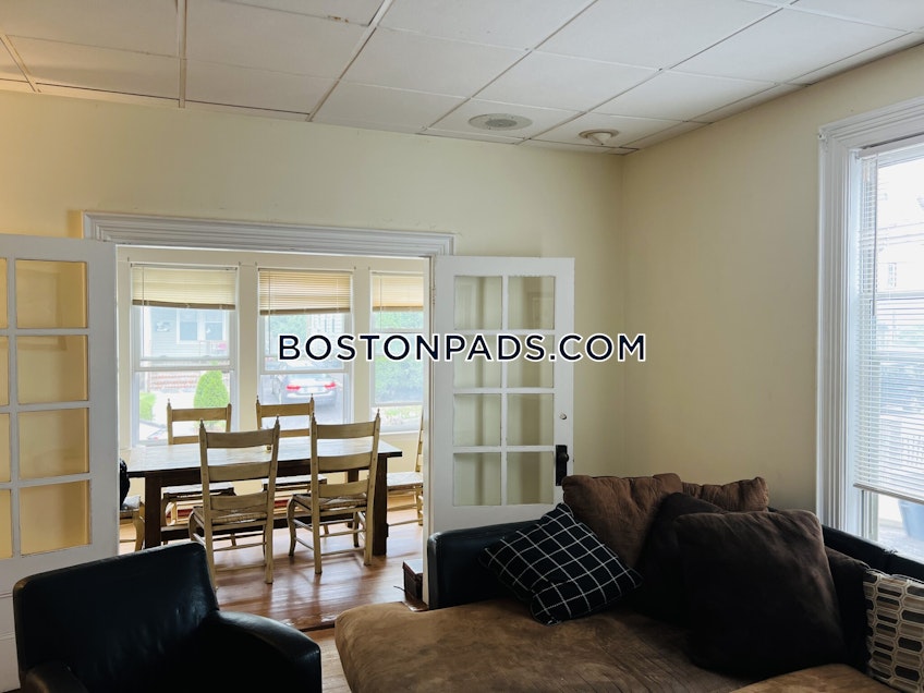 Boston - $6,500 /month