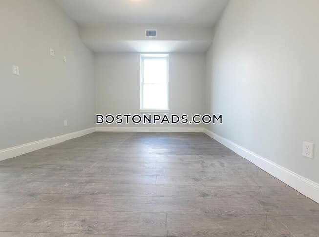 Boston - $3,990 /mo