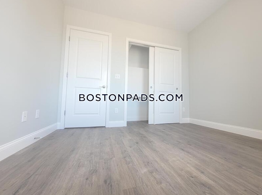 Boston - $3,990 /month