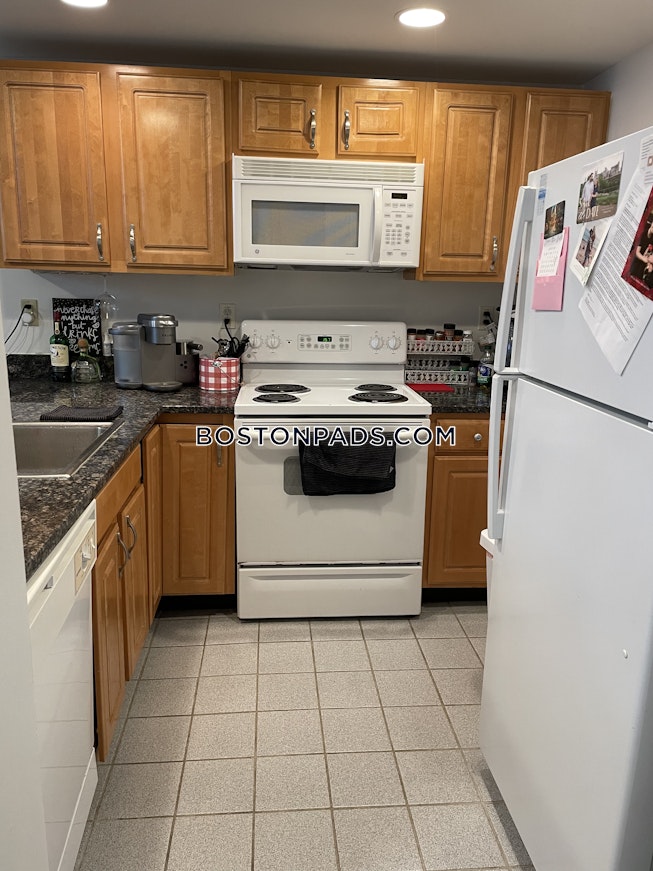 Boston - $1,775 /mo