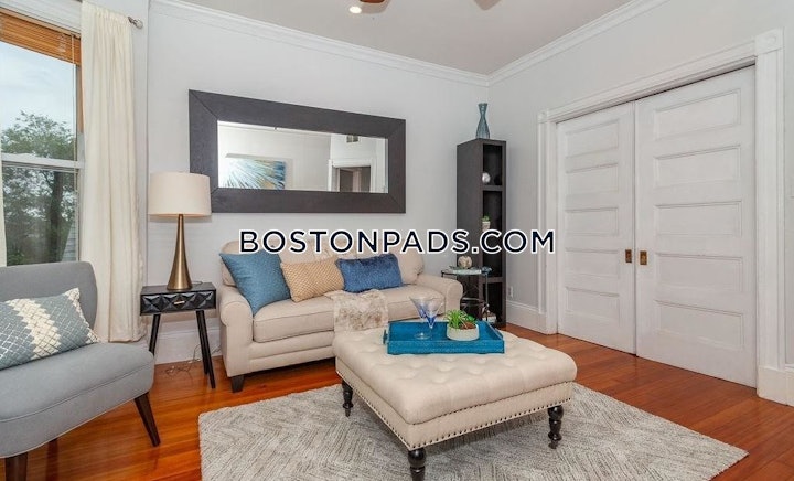 dorchestersouth-boston-border-apartment-for-rent-5-bedrooms-1-bath-boston-3800-4614339 