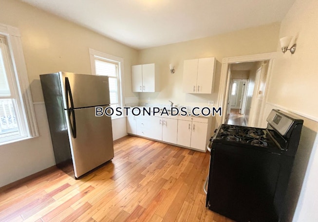 Boston - $3,600 /mo