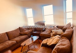 Boston, $3,700/mo