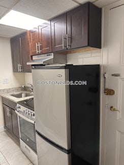 Boston, $2,500/mo