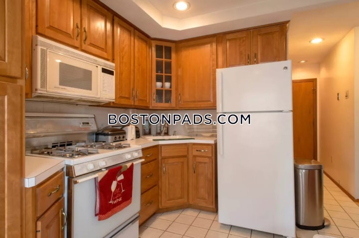 east-boston-3-beds-1-bath-boston-3900-4562109 
