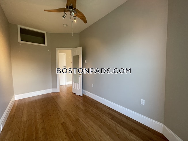 Boston - $3,000 /mo