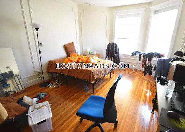 malden-apartment-for-rent-2-bedrooms-1-bath-2400-4570155 