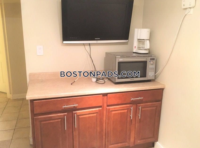 Boston - $3,600 /month