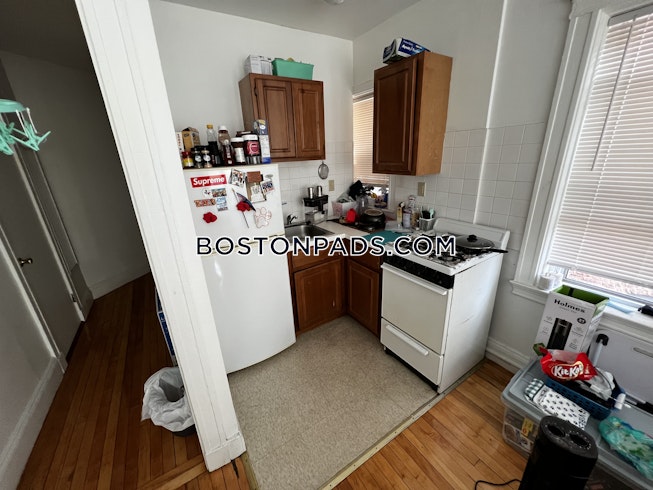 Boston - $2,900 /mo