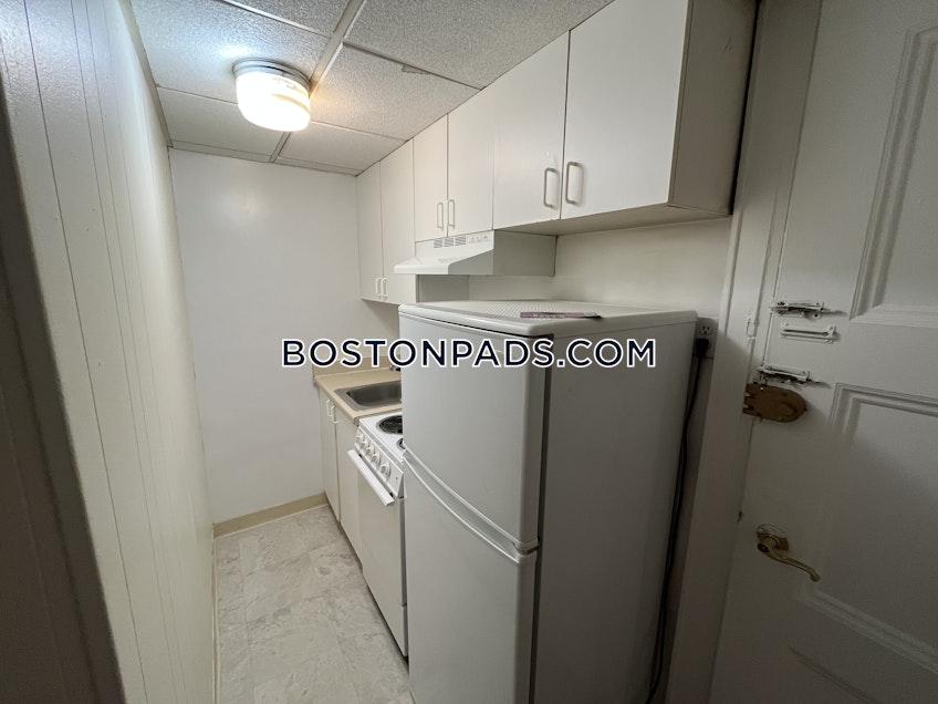 Boston - $2,500 /month