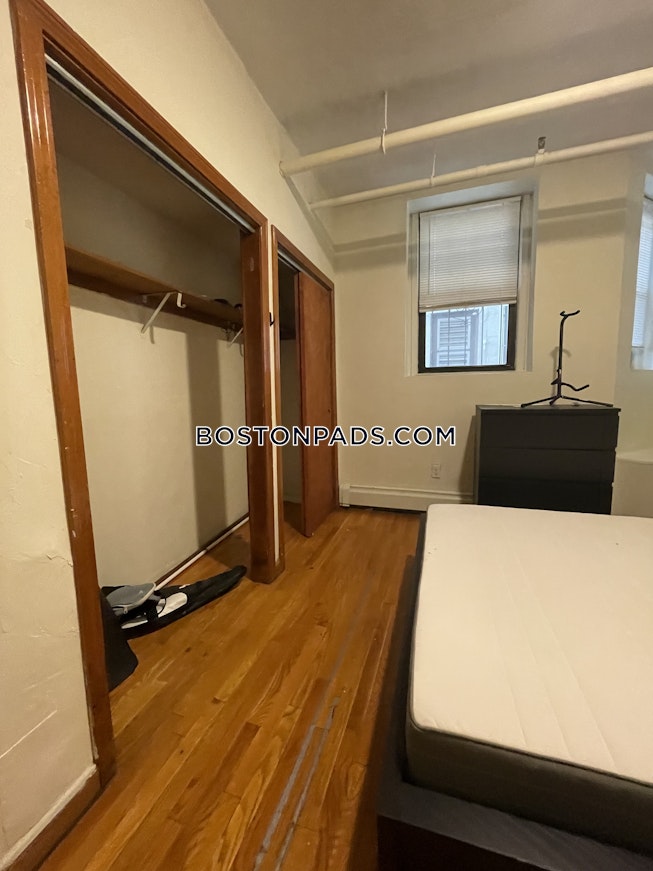 Boston - $2,600 /mo