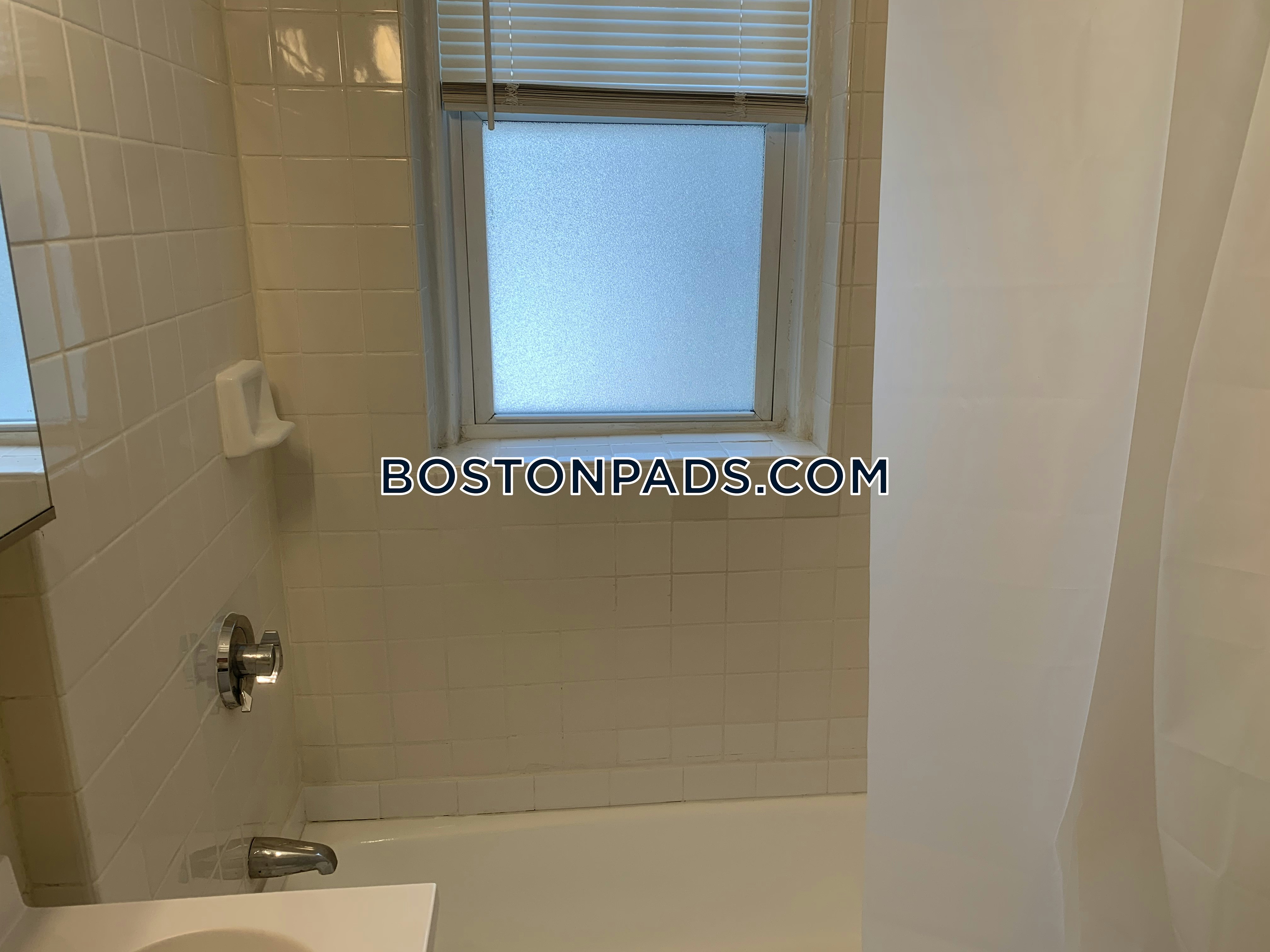 Boston - $3,085