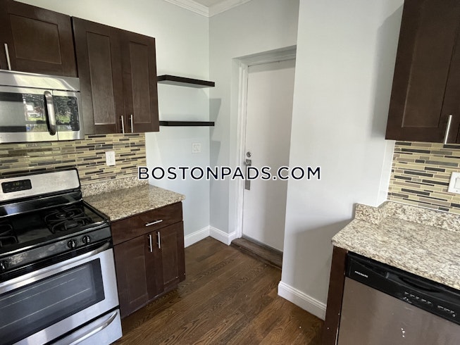 Boston - $2,775 /mo